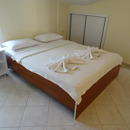 Mavikosk Aparthotel 4*