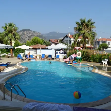 Hotel apartamentowy Mavikosk 4*