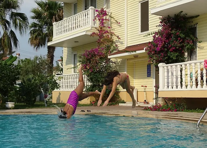 Ξενοδοχείο με διαμερίσματα Mavikosk